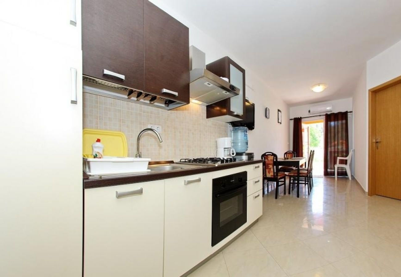 Apartament w Vir - Apartament w Vir z balkon, Klimatyzacja, WIFI (4595-2)