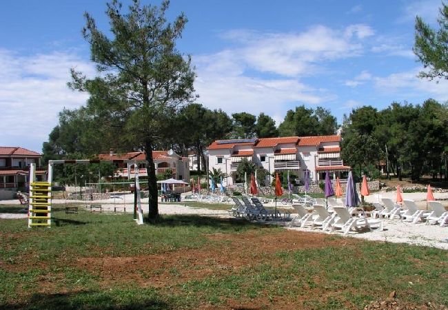 Apartament w Vir - Apartament w Vir z Widok na morze, balkon, Klimatyzacja, WIFI (4595-3) Apartament w Vir - Apartament w Vir z Widok na morze, balkon, Klimatyzacja, WIFI (4595-3)