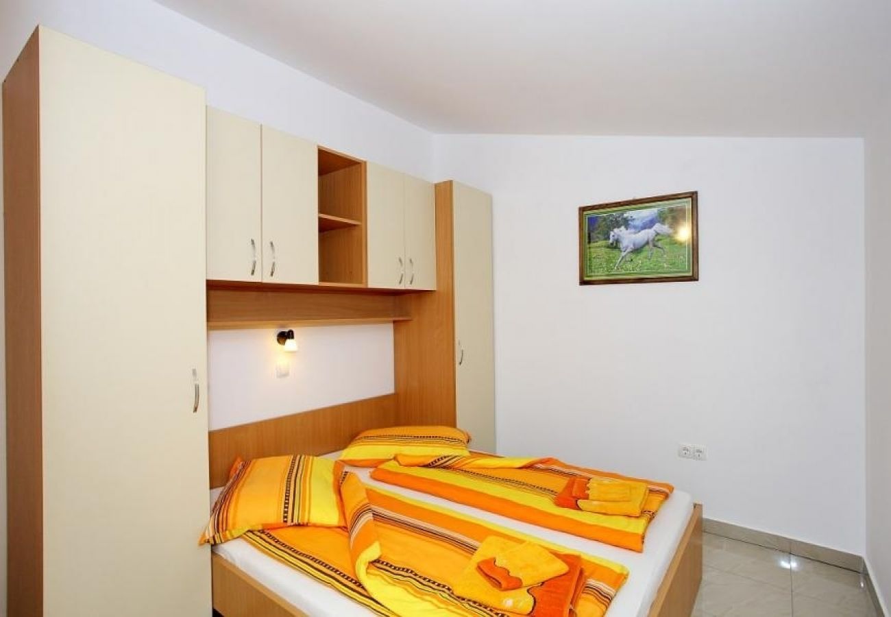 Apartament w Vir - Apartament w Vir z Widok na morze, balkon, Klimatyzacja, WIFI (4595-3)