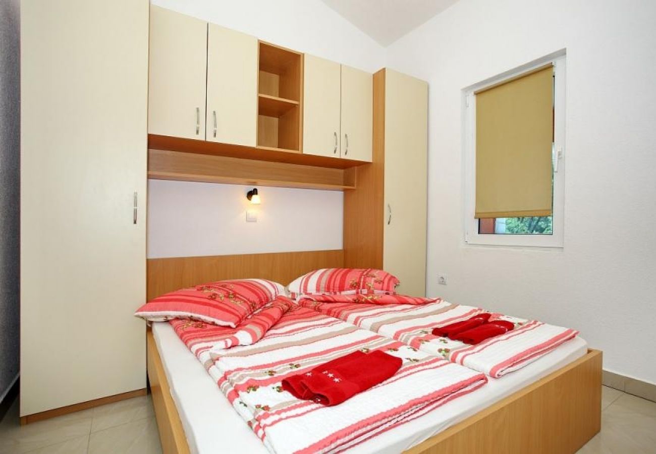 Apartament w Vir - Apartament w Vir z Widok na morze, balkon, Klimatyzacja, WIFI (4595-4)