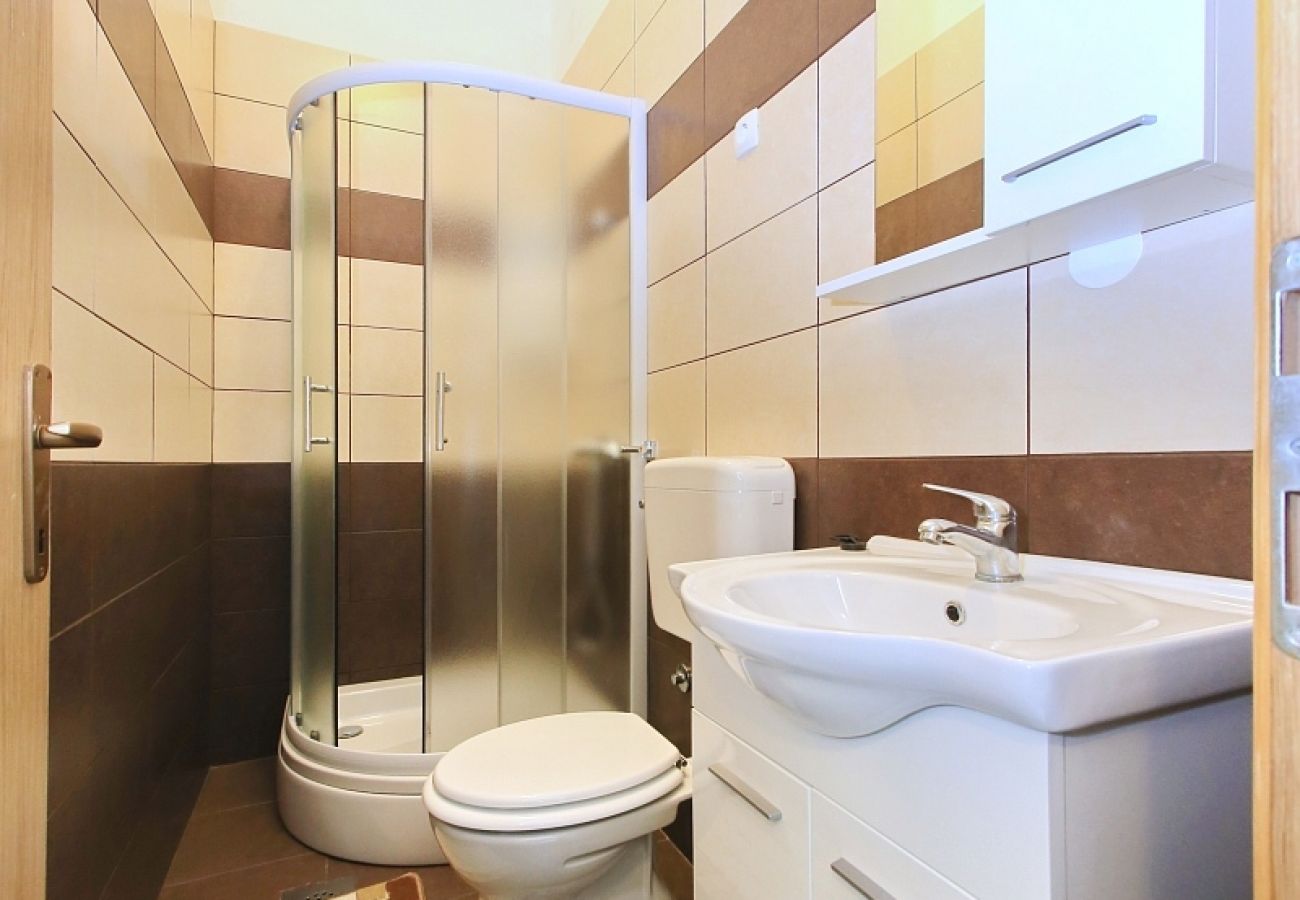 Apartament w Vir - Apartament w Vir z Widok na morze, taras, Klimatyzacja, WIFI (4595-5)