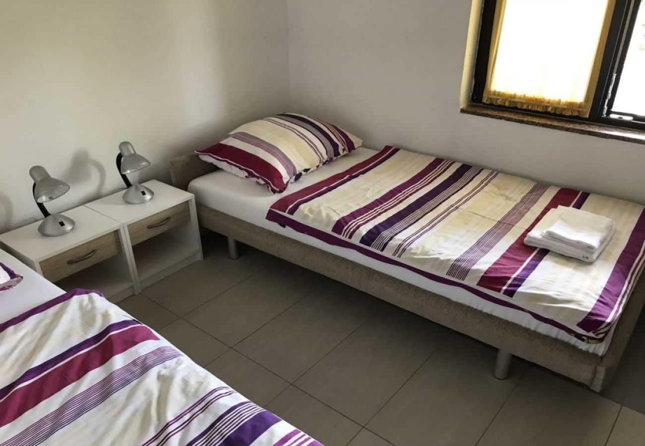 Apartament w Lopar - Apartament w Lopar z Widok na morze, taras, Klimatyzacja, WIFI (4607-3)