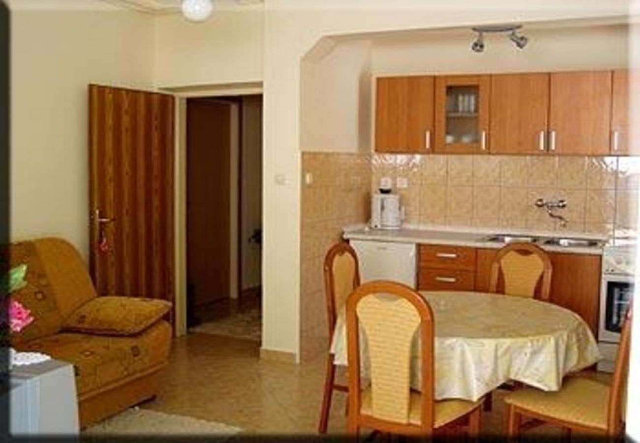 Apartament w Kampor - Apartament w Kampor z Widok na morze, taras, Klimatyzacja, WIFI (4610-2)