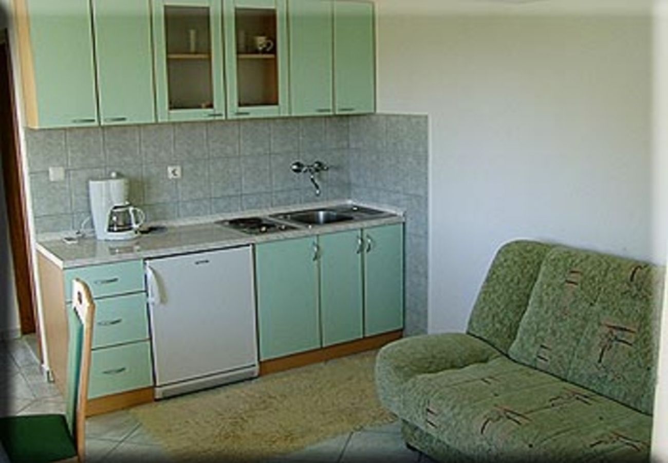 Apartament w Kampor - Apartament w Kampor z Widok na morze, taras, Klimatyzacja, WIFI (4610-4)