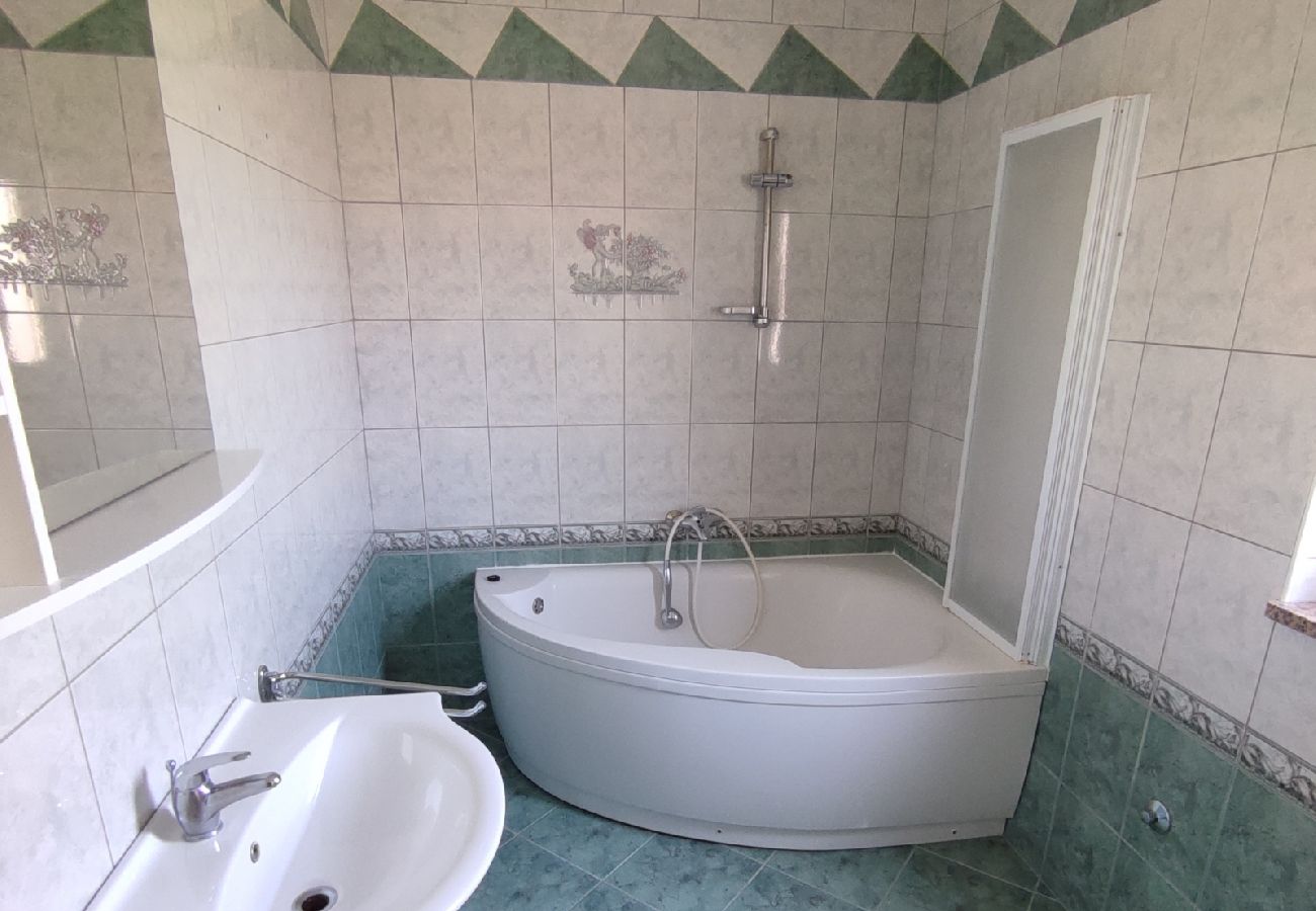 Apartament w Lopar - Apartament w Lopar z Widok na morze, taras, Klimatyzacja, WIFI (4618-2)