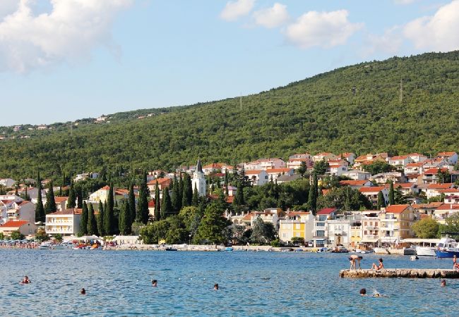 Apartament w Dramalj - Apartament w Dramalj z Widok na morze, balkon, Klimatyzacja, WIFI (4623-5) Apartament w Dramalj - Apartament w Dramalj z Widok na morze, balkon, Klimatyzacja, WIFI (4623-5)