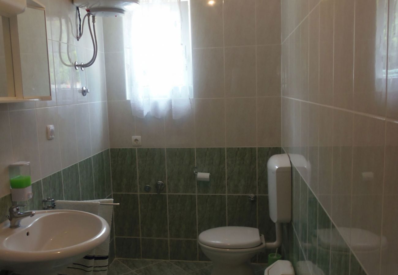 Apartament w Dramalj - Apartament w Dramalj z Widok na morze, balkon, Klimatyzacja, WIFI (4623-8)