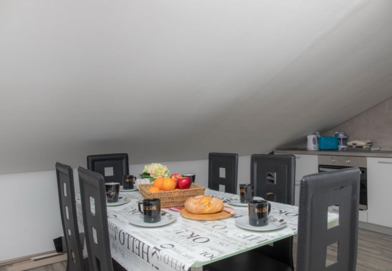 Apartament w Crikvenica - Apartament w Crikvenica z Widok na morze, taras, Klimatyzacja, WIFI (4628-55)