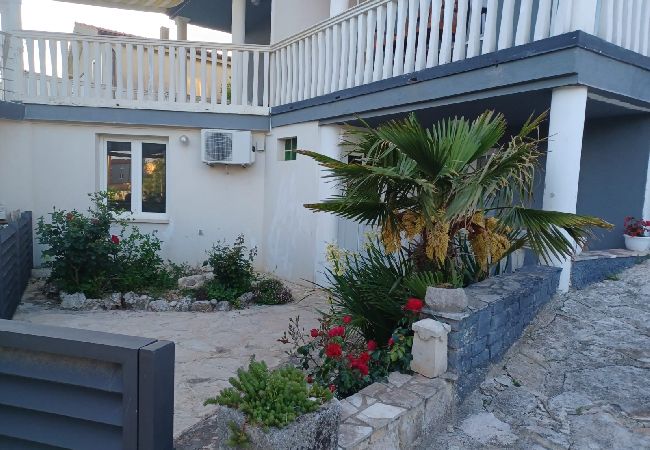 Apartament w Medulin - Apartament w Medulin z taras, Klimatyzacja, WIFI (4634-1) Apartament w Medulin - Apartament w Medulin z taras, Klimatyzacja, WIFI (4634-1)