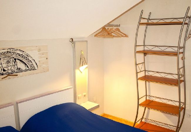 Apartament w Trogir - Apartament w Trogir z Widok na morze, taras, Klimatyzacja, WIFI (4655-3) Apartament w Trogir - Apartament w Trogir z Widok na morze, taras, Klimatyzacja, WIFI (4655-3)