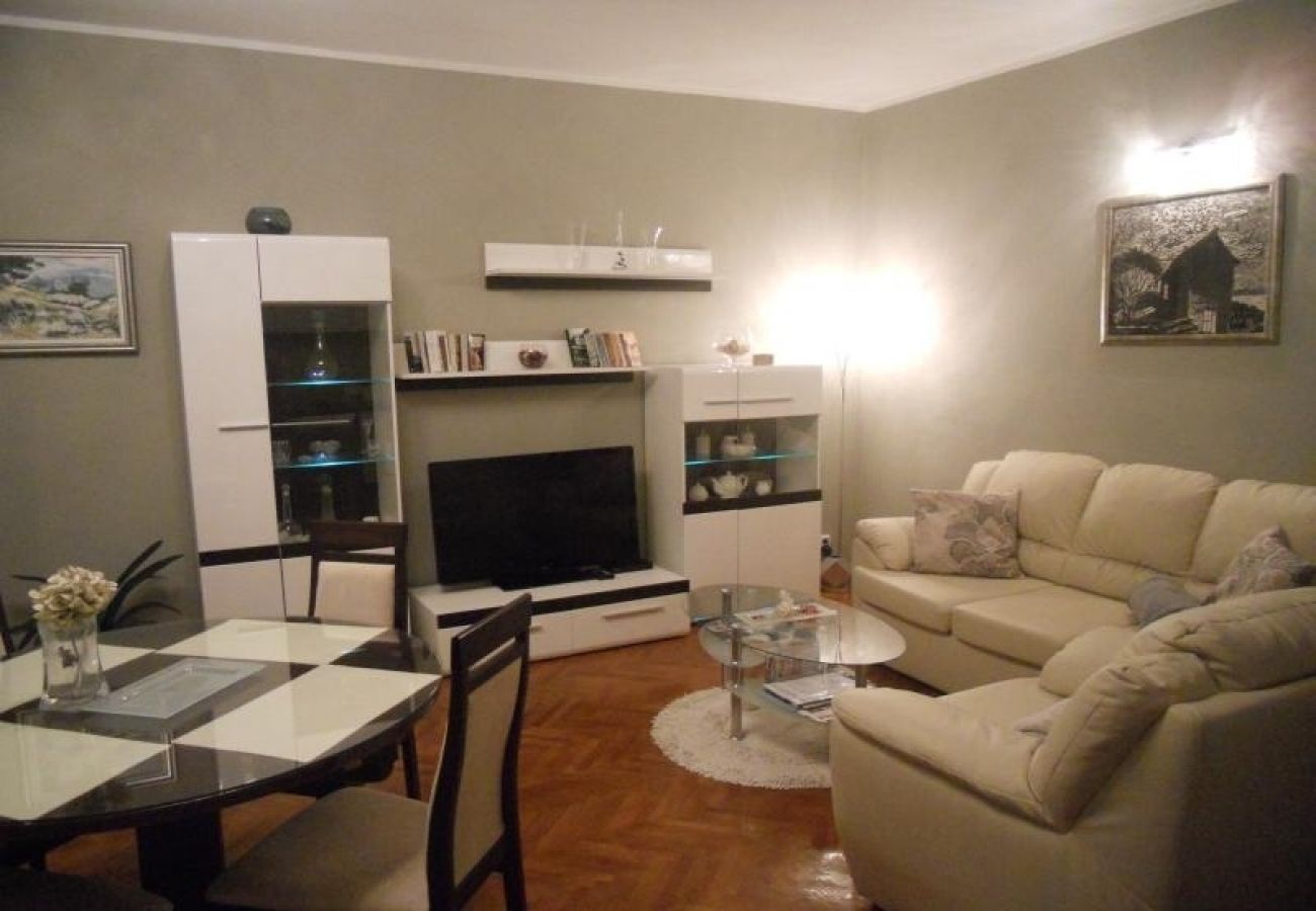 Apartament w Korcula - Apartament w Korčula z Widok na morze, taras, Klimatyzacja, WIFI (4695-1)