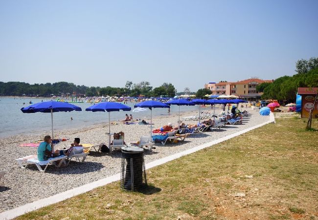 Apartament w Medulin - Apartament w Medulin z Widok na morze, taras, Klimatyzacja, WIFI (4635-3) Apartament w Medulin - Apartament w Medulin z Widok na morze, taras, Klimatyzacja, WIFI (4635-3)