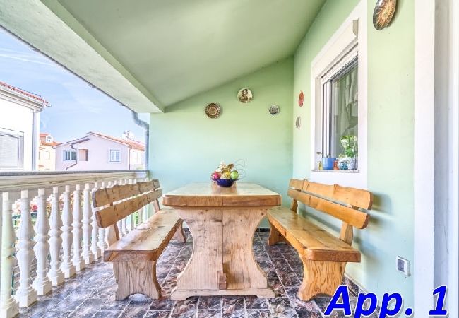 Apartament w Medulin - Apartament w Medulin z Widok na morze, taras, Klimatyzacja, WIFI (4635-3) Apartament w Medulin - Apartament w Medulin z Widok na morze, taras, Klimatyzacja, WIFI (4635-3)