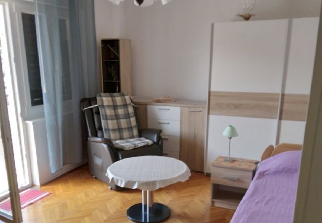 Apartament w Umag - Apartament w Umag z Widok na morze, balkon, Klimatyzacja, WIFI (4735-1) Apartament w Umag - Apartament w Umag z Widok na morze, balkon, Klimatyzacja, WIFI (4735-1)