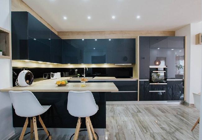 Apartament w Okrug Gornji - Apartament w Okrug Gornji z taras, Klimatyzacja, WIFI, Pralka (4736-1) Apartament w Okrug Gornji - Apartament w Okrug Gornji z taras, Klimatyzacja, WIFI, Pralka (4736-1)