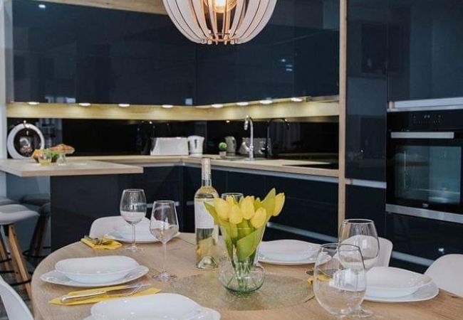 Apartament w Okrug Gornji - Apartament w Okrug Gornji z taras, Klimatyzacja, WIFI, Pralka (4736-1) Apartament w Okrug Gornji - Apartament w Okrug Gornji z taras, Klimatyzacja, WIFI, Pralka (4736-1)