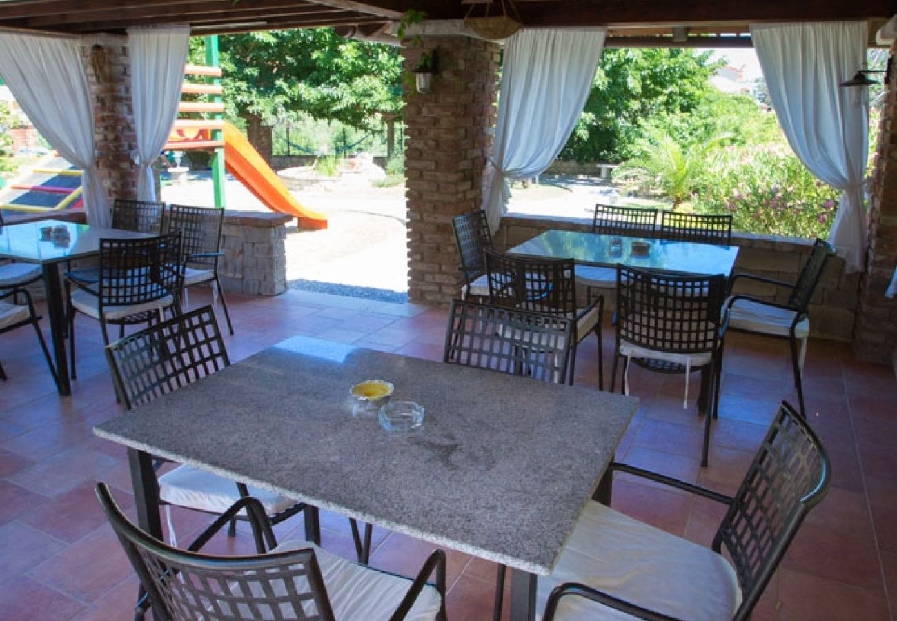 Apartament w Lopar - Apartament w Lopar z balkon, Klimatyzacja, WIFI (4738-1)