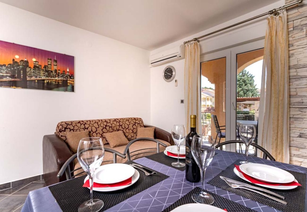 Apartament w Lopar - Apartament w Lopar z balkon, Klimatyzacja, WIFI (4738-2)