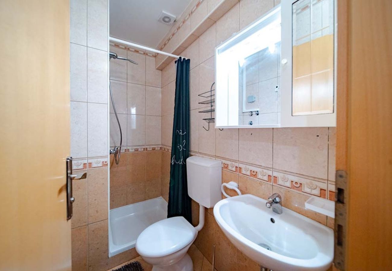 Apartament w Lopar - Apartament w Lopar z balkon, Klimatyzacja, WIFI (4738-5)