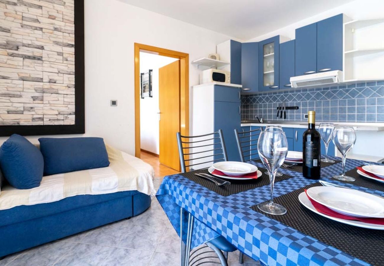 Apartament w Lopar - Apartament w Lopar z balkon, Klimatyzacja, WIFI (4738-6)