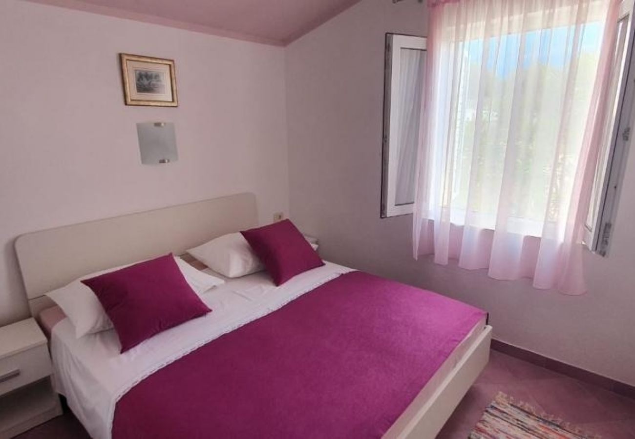 Apartament w Sevid - Apartament w Sevid z Widok na morze, taras, Klimatyzacja, WIFI (4746-1)