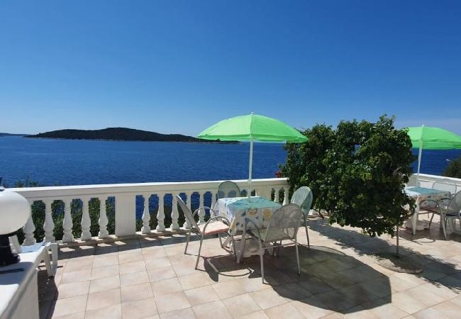 Apartament w Sevid - Apartament w Sevid z Widok na morze, taras, Klimatyzacja, WIFI (4746-3) Apartament w Sevid - Apartament w Sevid z Widok na morze, taras, Klimatyzacja, WIFI (4746-3)