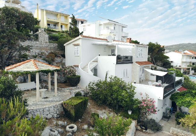 Apartament w Sevid - Apartament w Sevid z Widok na morze, taras, Klimatyzacja, WIFI (4746-3) Apartament w Sevid - Apartament w Sevid z Widok na morze, taras, Klimatyzacja, WIFI (4746-3)