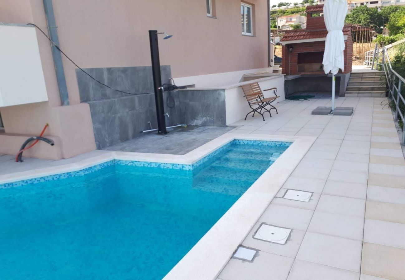 Apartament w Split - Apartament w Split z Widok na morze, taras, Klimatyzacja, WIFI (4749-1)