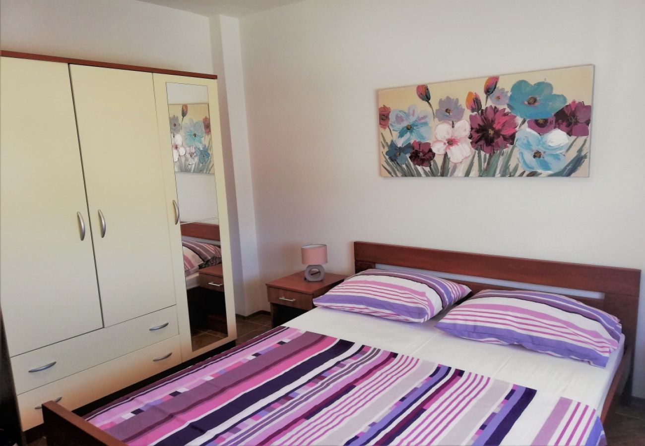 Apartament w Sevid - Apartament w Sevid z Widok na morze, balkon, Klimatyzacja, WIFI (4755-1)