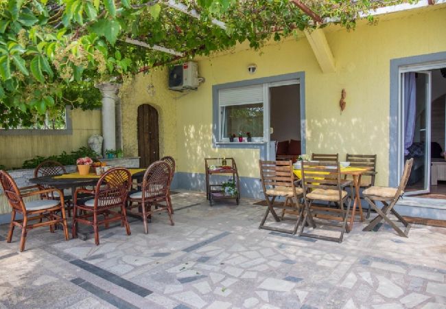 Apartament w Crikvenica - Apartament w Crikvenica z Widok na morze, taras, Klimatyzacja, WIFI (4628-6) Apartament w Crikvenica - Apartament w Crikvenica z Widok na morze, taras, Klimatyzacja, WIFI (4628-6)