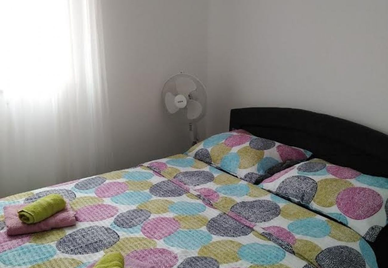 Apartament w Sibenik - Apartament w Brodarica z Widok na morze, balkon, Klimatyzacja, WIFI (4731-4)