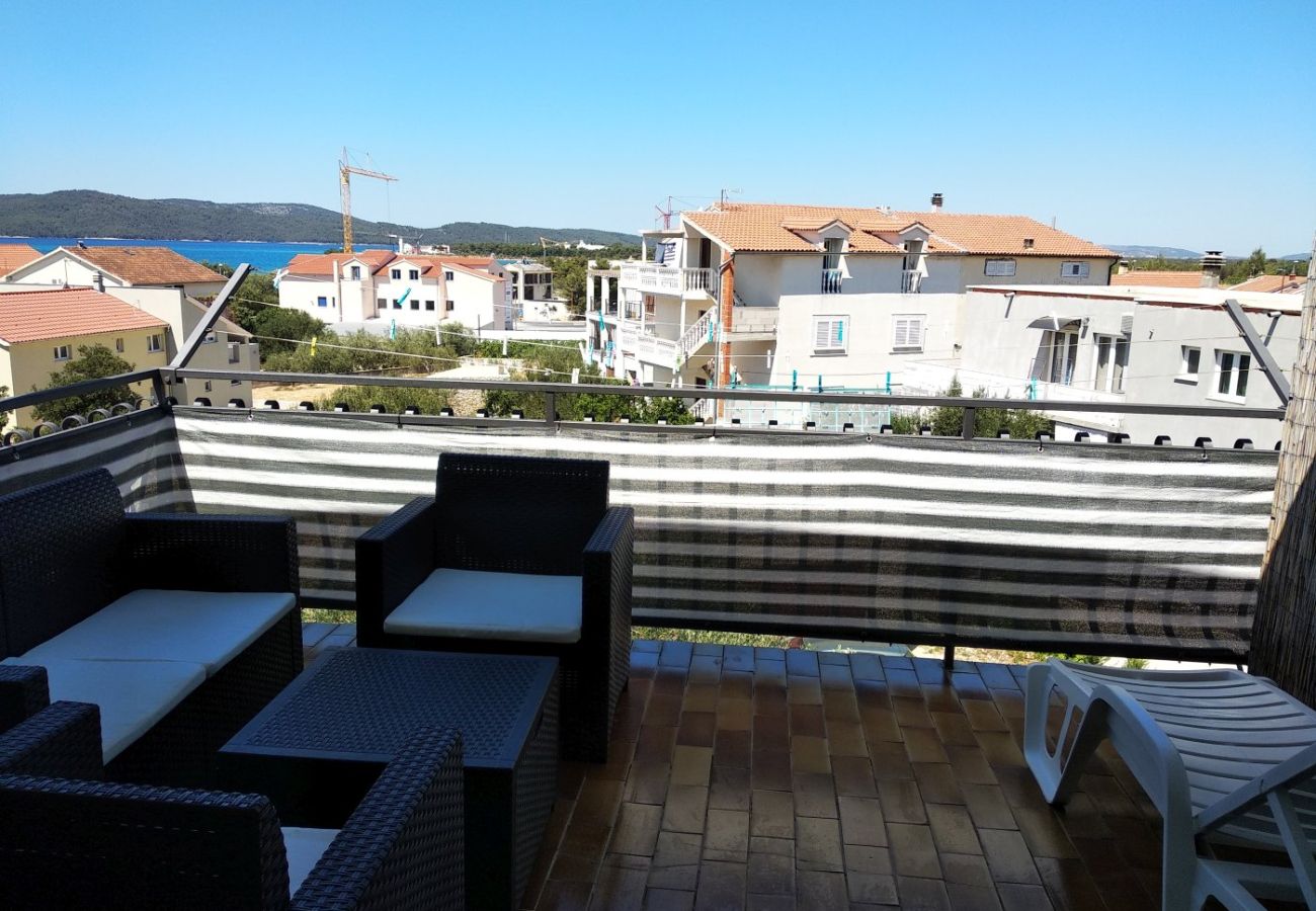 Apartament w Šibenik-Brodarica - Apartament w Brodarica z Widok na morze, balkon, Klimatyzacja, WIFI (4731-4)