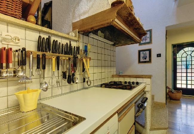 Dom w Mali Lošinj - Domek wypoczynkowy w Mali Lošinj z taras, Klimatyzacja, WIFI, Pralka (4780-1) Dom w Mali Lošinj - Domek wypoczynkowy w Mali Lošinj z taras, Klimatyzacja, WIFI, Pralka (4780-1)