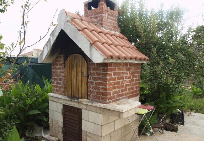 Apartament w Slatine - Apartament w Slatine z taras, Klimatyzacja, WIFI, Pralka (4784-3) Apartament w Slatine - Apartament w Slatine z taras, Klimatyzacja, WIFI, Pralka (4784-3)