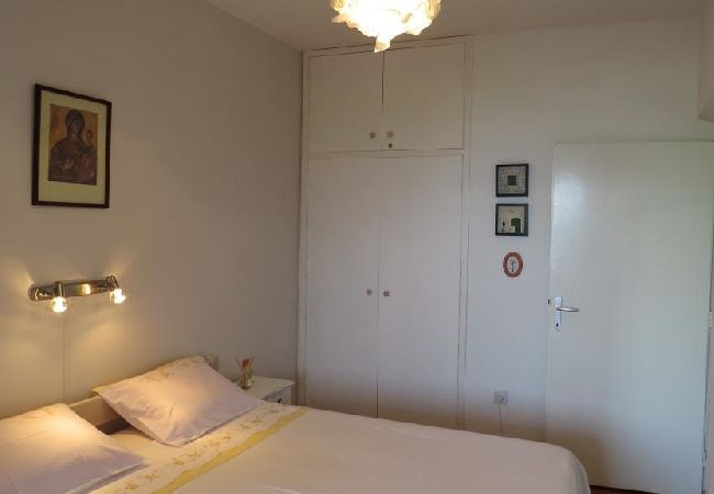 Apartament w Slatine - Apartament w Slatine z Widok na morze, taras, WIFI (4785-1) Apartament w Slatine - Apartament w Slatine z Widok na morze, taras, WIFI (4785-1)