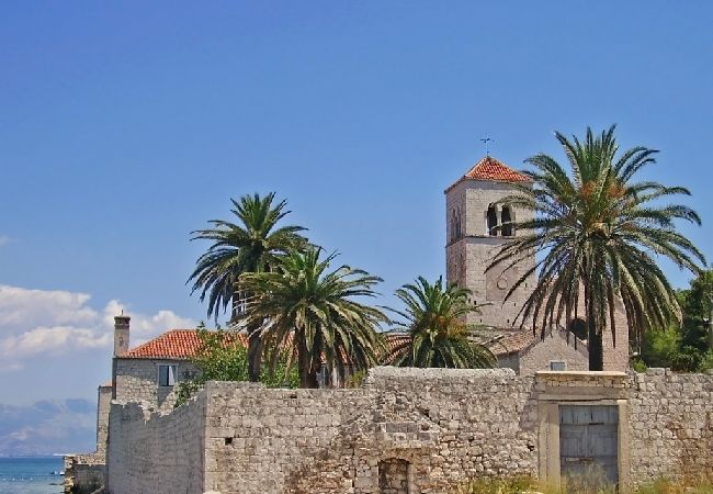 Apartament w Slatine - Apartament w Slatine z Widok na morze, taras, Klimatyzacja, WIFI (4785-2) Apartament w Slatine - Apartament w Slatine z Widok na morze, taras, Klimatyzacja, WIFI (4785-2)