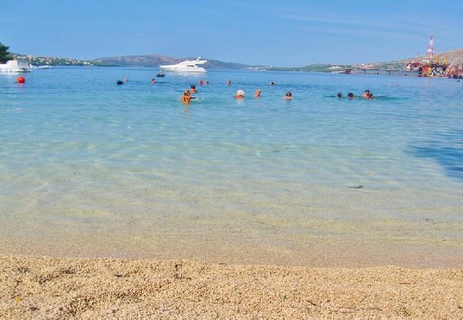 Apartament w Trogir - Apartament w Trogir z Widok na morze, balkon, Klimatyzacja, WIFI (4786-2) Apartament w Trogir - Apartament w Trogir z Widok na morze, balkon, Klimatyzacja, WIFI (4786-2)