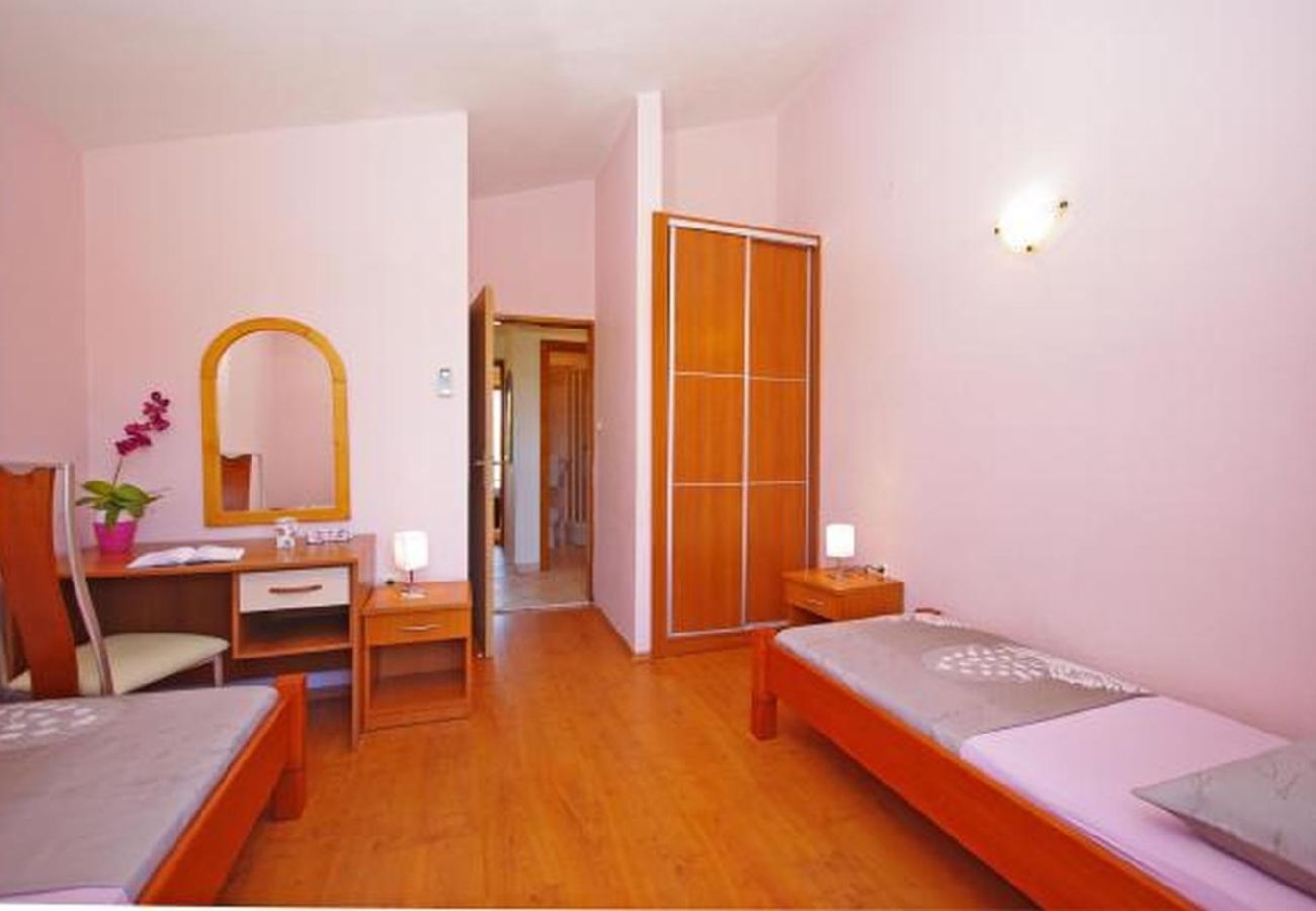 Apartament w Nin - Apartament w Zaton (Zadar) z Widok na morze, Loggia, Klimatyzacja, WIFI (4810-4)