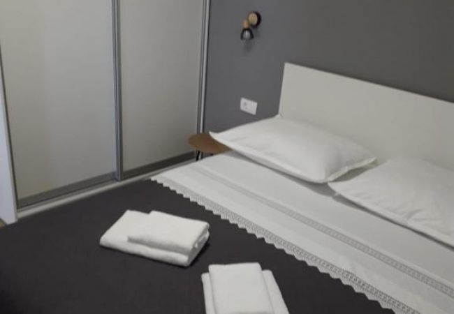 Apartament w Podgora - Apartament w Podgora z taras, Klimatyzacja, WIFI (4492-8) Apartament w Podgora - Apartament w Podgora z taras, Klimatyzacja, WIFI (4492-8)