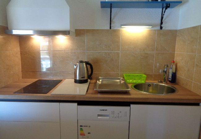 Studio w Biograd na moru - Apartament Studio w Biograd na Moru z Widok na morze, taras, Klimatyzacja, WIFI (4818-5) Studio w Biograd na moru - Apartament Studio w Biograd na Moru z Widok na morze, taras, Klimatyzacja, WIFI (4818-5)