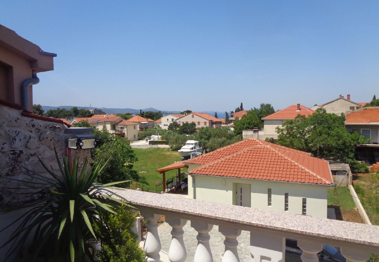 Studio w Biograd na moru - Apartament Studio w Biograd na Moru z Widok na morze, taras, Klimatyzacja, WIFI (4818-5)