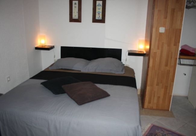 Studio w Vrsi - Apartament Studio w Vrsi z taras, Klimatyzacja, WIFI (4824-1) Studio w Vrsi - Apartament Studio w Vrsi z taras, Klimatyzacja, WIFI (4824-1)