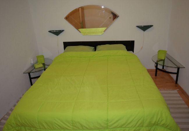 Apartament w Vrsi - Apartment in Vrsi with Balcony, Air condition, WIFI (4824-5) Apartament w Vrsi - Apartment in Vrsi with Balcony, Air condition, WIFI (4824-5)