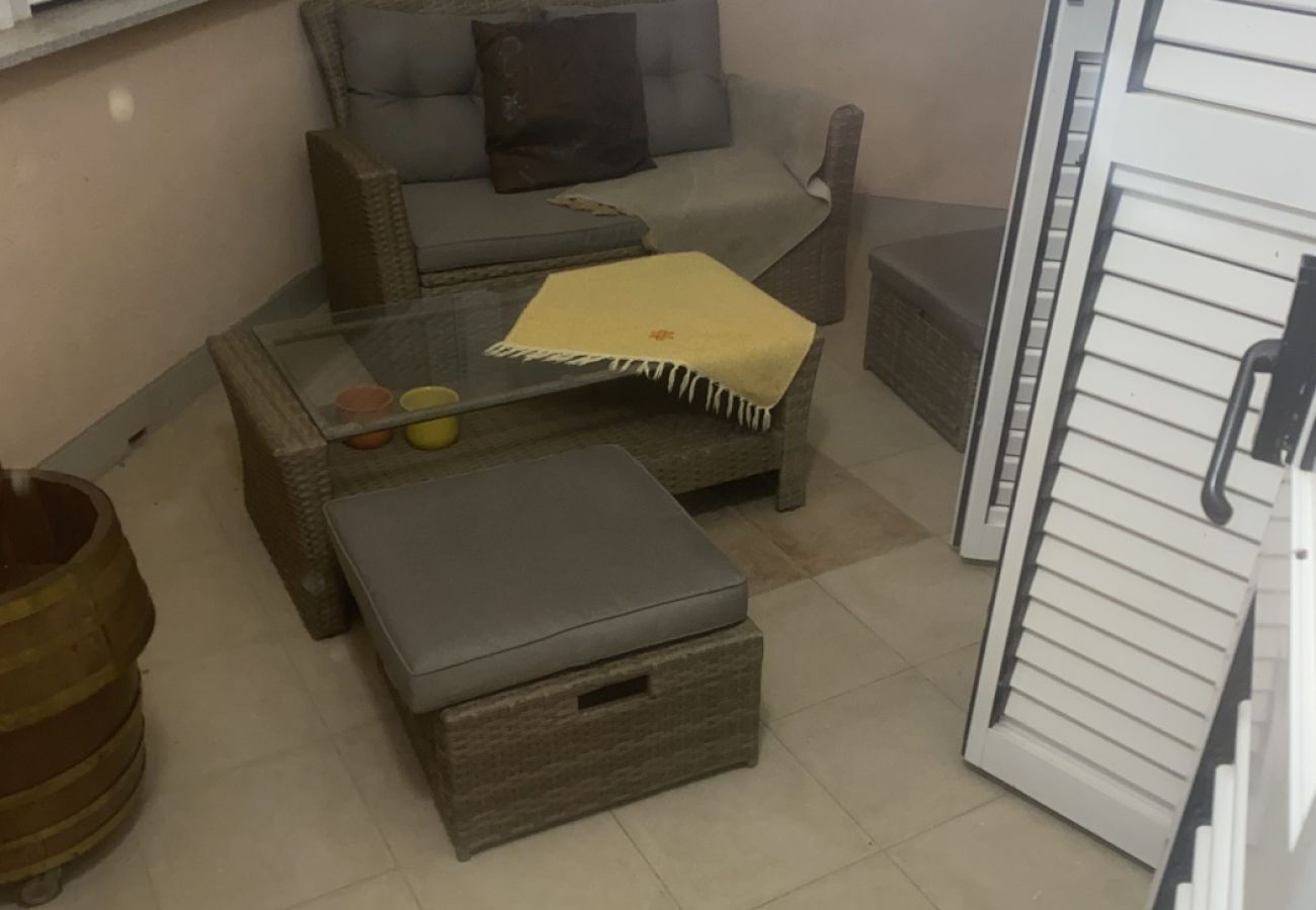 Apartament w Vrsi - Apartment in Vrsi with Balcony, Air condition, WIFI (4824-6)