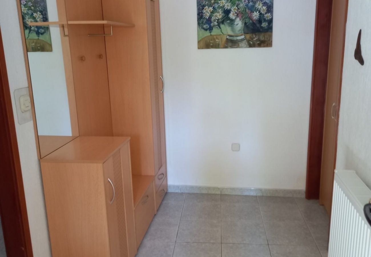 Studio w Nerezine - Apartament Studio w Nerezine z balkon, Klimatyzacja, WIFI, Pralka (4827-4)