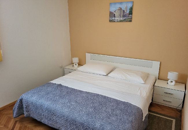 Apartament w Vrsi - Apartament w Vrsi z taras, Klimatyzacja, WIFI, Pralka (4836-1) Apartament w Vrsi - Apartament w Vrsi z taras, Klimatyzacja, WIFI, Pralka (4836-1)