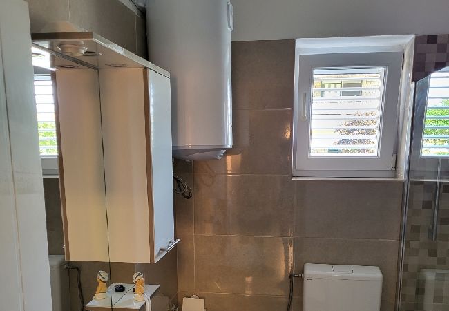 Apartament w Vrsi - Apartament w Vrsi z taras, Klimatyzacja, WIFI, Pralka (4836-1) Apartament w Vrsi - Apartament w Vrsi z taras, Klimatyzacja, WIFI, Pralka (4836-1)