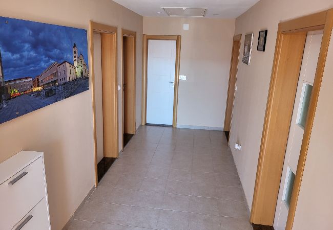 Apartament w Vrsi - Apartament w Vrsi z Widok na morze, taras, Klimatyzacja, WIFI (4836-2) Apartament w Vrsi - Apartament w Vrsi z Widok na morze, taras, Klimatyzacja, WIFI (4836-2)