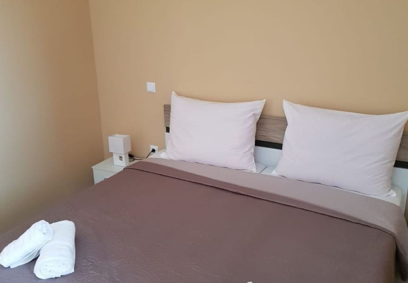 Apartament w Vrsi - Apartament w Vrsi z Widok na morze, taras, Klimatyzacja, WIFI (4836-2)