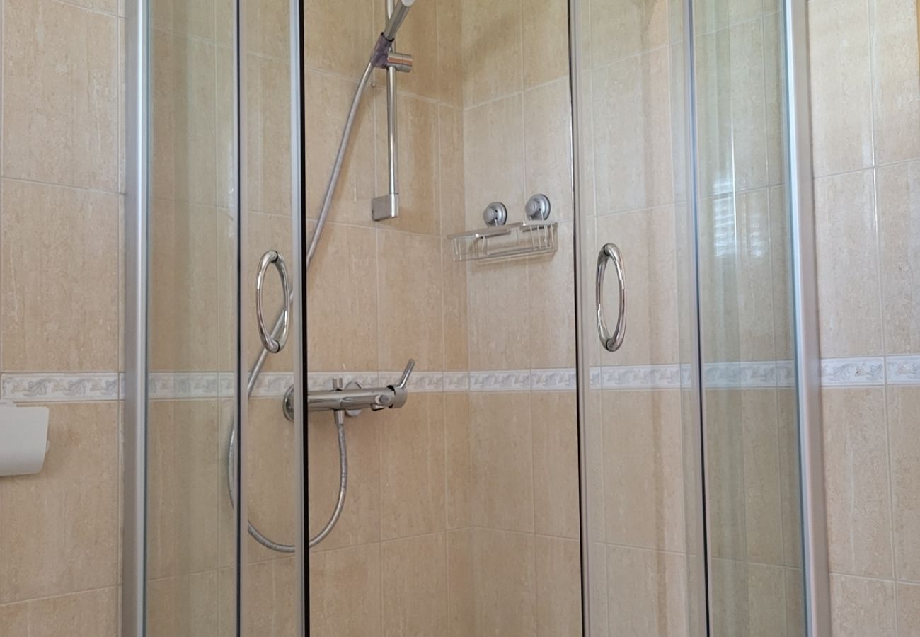 Apartament w Vrsi - Apartament w Vrsi z Widok na morze, taras, Klimatyzacja, WIFI (4836-2)